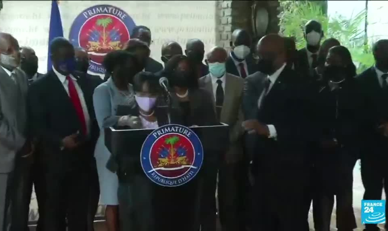Haïti : le Premier ministre Ariel Henry reste au pouvoir "face au vide juridique"