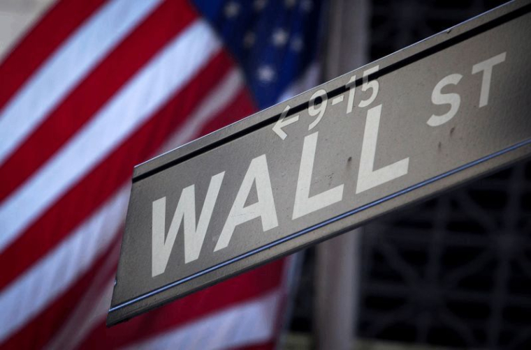 WALL STREET OUVRE EN HAUSSE