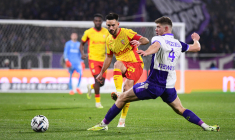 Lens fait exploser Toulouse et s'offre le titre de champion d'hiver