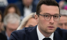 Le président du Rassemblement National (RN) et député européen, Jordan Bardella, participe à un vote lors d'une session plénière au Parlement européen à Strasbourg, le 20 mai 2026 ( AFP / SEBASTIEN BOZON )