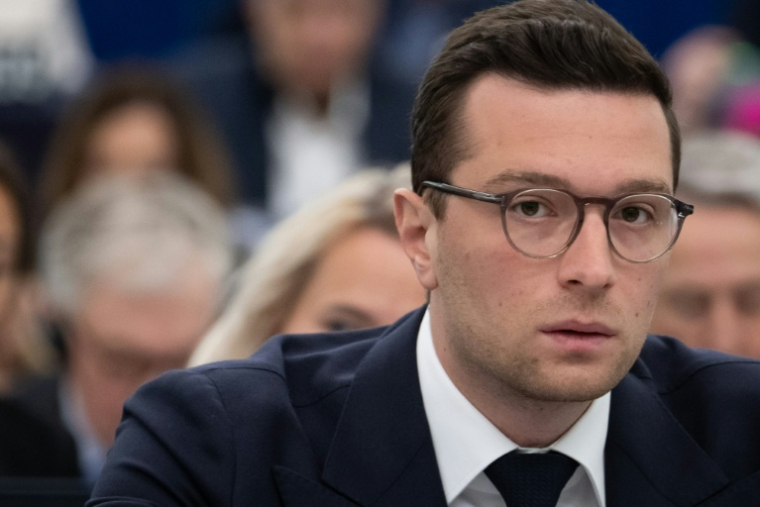 Le président du Rassemblement National (RN) et député européen, Jordan Bardella, participe à un vote lors d'une session plénière au Parlement européen à Strasbourg, le 20 mai 2026 ( AFP / SEBASTIEN BOZON )