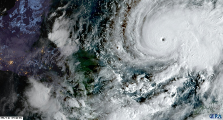 Image satellite de l'ouragan Melissa à l'approche de la Jamaïque, le 27 octobre 2025 ( RAMMB/CIRA / - )