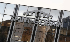 ST-GOBAIN SE RENFORCE EN ASIE EN RACHETANT E-MIX