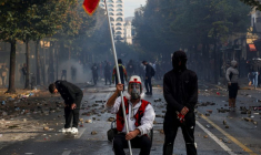 Des étudiants albanais organisent une manifestation antigouvernementale à Tirana