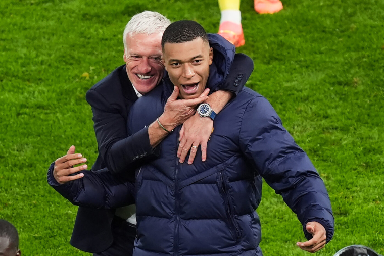 Didier Deschamps revient sur son choix de nommer Mbappé capitaine
