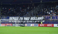 Les supporters marseillais rendent un dernier hommage à Rolland Courbis