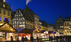 Mulhouse se transforme chaque année en village de Noël. ( crédit photo : Getty Images )