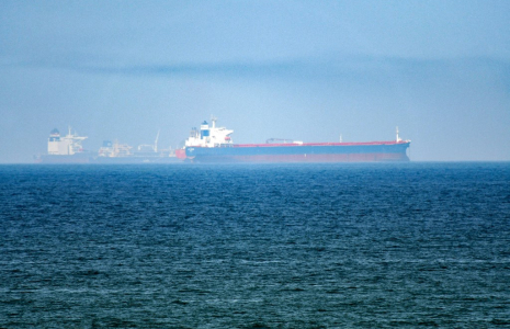 Des tankers dans les eaux du Golfe d'Oman (illustration) ( AFP / GIUSEPPE CACACE )