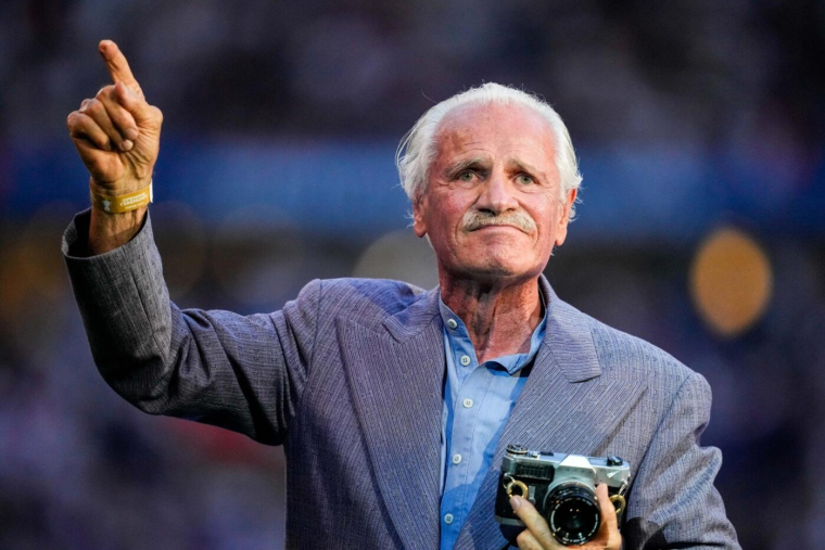 Yann Arthus-Bertrand a « pleuré toute la nuit » à cause de certains supporters du PSG