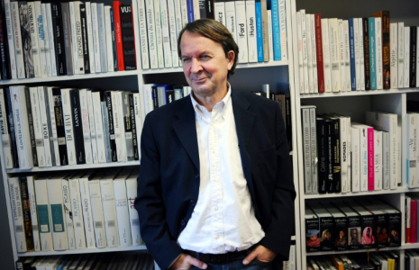 Hervé de La Martinière, patron des éditions La Martinière, le 21 décembre 2009 à Paris ( AFP / FRED DUFOUR )