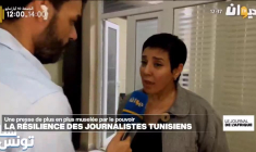 En Tunisie, la résilience des journalistes malgré une presse de plus en plus muselée par le pouvoir