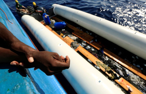 AU MOINS 11 MIGRANTS MEURENT NOYÉS AU LARGE DE LA TUNISIE