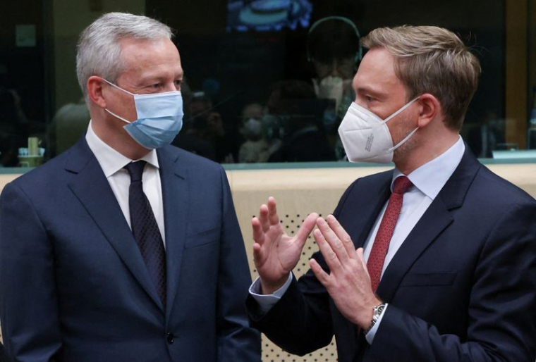 BERLIN PRÉVOIT UN "VRAI" DÉBAT BUDGÉTAIRE DANS LA ZONE EURO EN JUIN