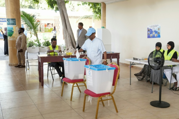 Un bureau de vote pour les élections locales de Mogadiscio, en Somalie, le 25 décembre 2025 ( AFP / Hassan Ali ELMI )