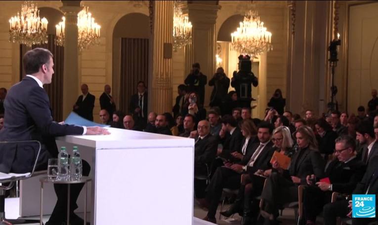 Les annonces d'Emmanuel Macron sur l'éducation, l'école publique et la jeunesse