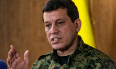 Le commandant en chef des Forces démocratiques syriennes (FDS), Mazloum Abdi, à Hassaké, ville du nord-est de la Syrie, le 6 décembre 2024 ( AFP / Delil SOULEIMAN )