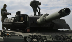 Un tank Leopard 2A4 de la 33e Brigade mécanisée ukrainienne, le 30 avril 2025 ( AFP / GENYA SAVILOV )