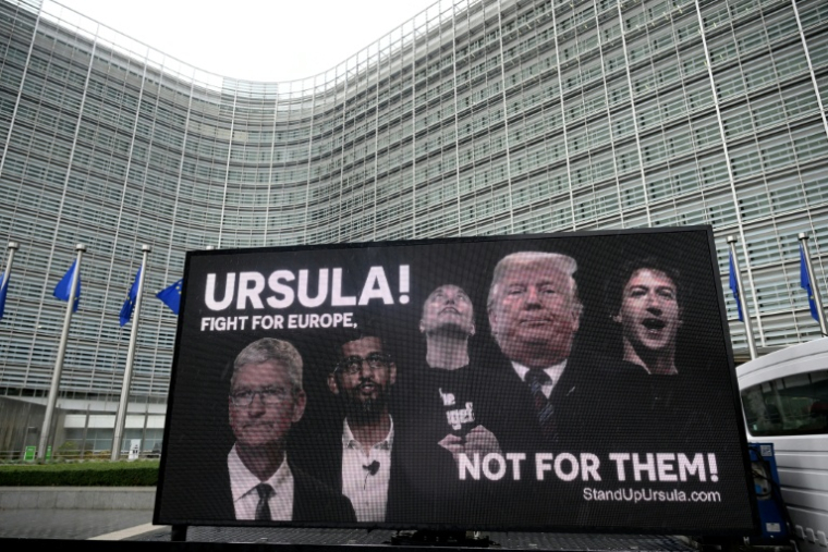 Les mesures présentées par la Commission europénne sont critiquées par les militants pour la protection des données personnelles ( AFP / Nicolas TUCAT )