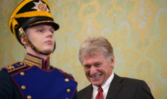Dmitri Peskov à Moscou, en Russie, le 23 juin 2025. ( POOL / PAVEL BEDNYAKOV )