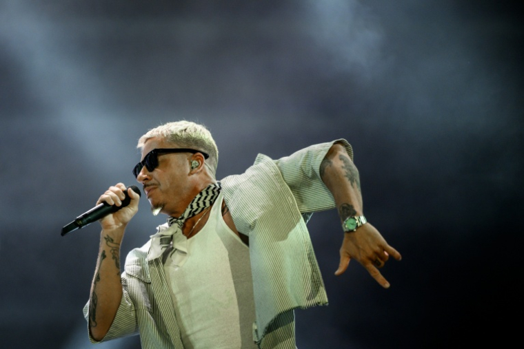 Macklemore lors du Goldencoast Rap Festival à Corcelles-les-Monts, près de Dijon, le 30 août 2026 ( AFP / ARNAUD FINISTRE )