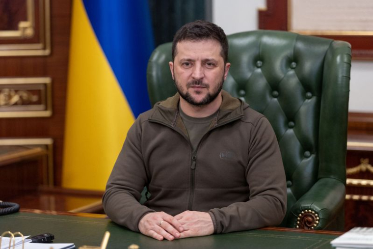 ZELENSKY ESTIME NÉCESSAIRES DES SANCTIONS PLUS FORTES CONTRE LA RUSSIE