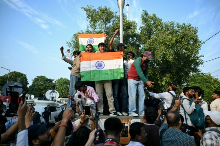 Des partisans du Parti du peuple des cafards (CJP) manifestent pour réclamer la démission du commissaire électoral en chef, Gyanesh Kumar, le 16 octobre 2026 à New Delhi, en Inde ( AFP / Arun SANKAR )