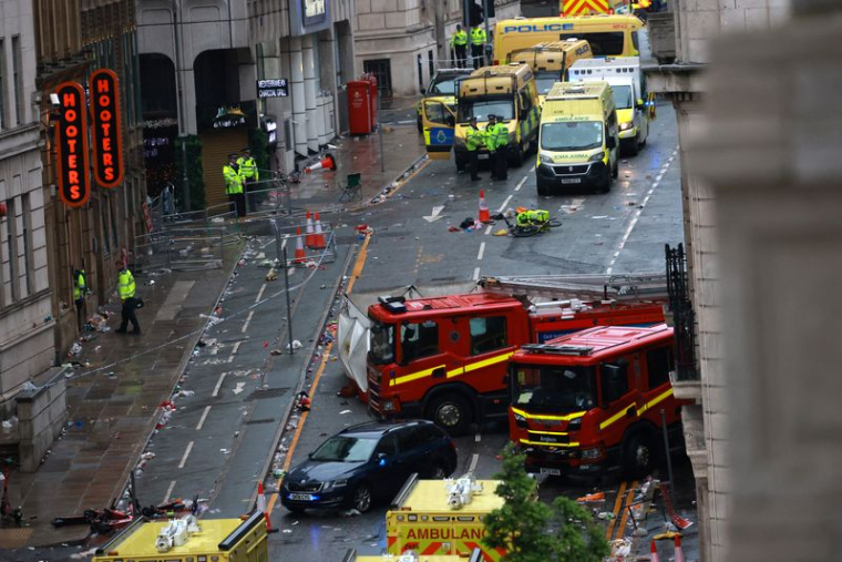 Services d'urgences lors de la parade de la victoire de Liverpool