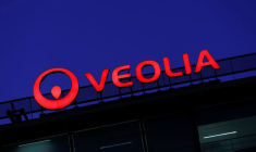 Le logo de Veolia Environnement sur son siège à Paris