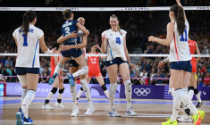 Amélie Rotar et Amandine Giardino de l'équipe de France féminine de volley-ball