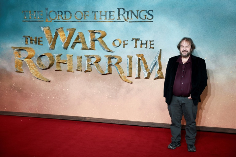 Le réalisateur néozélandais Peter Jackson pour la première mondiale du film d'animation "Le Seigneur des anneaux: La guerre des Rohirrim", à Londres, le 3 décembre 2024 ( AFP / BENJAMIN CREMEL )
