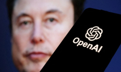 PHOTO DE FICHIER : Illustration montrant le logo d'OpenAI et une photo d'Elon Musk
