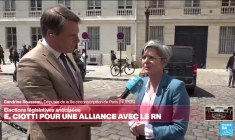 Législatives anticipées en France : "Eric Ciotti trahi tout, même le nom de son parti"
