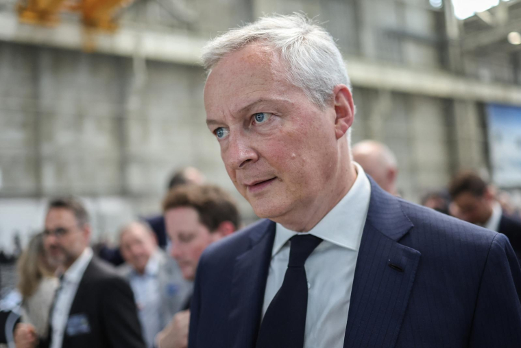 Bruno Le Maire à Blagnac le 10 juillet. ( AFP / CHARLY TRIBALLEAU )