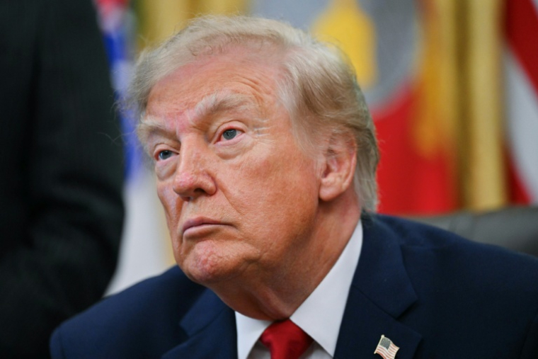 Le président américain Donald Trump dans le Bureau ovale de la Maison Blanche, à Washington, le 7 octobre 2026 ( AFP / Alex WROBLEWSKI )