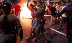 Manifestation contre le gouvernement israélien à Tel Aviv