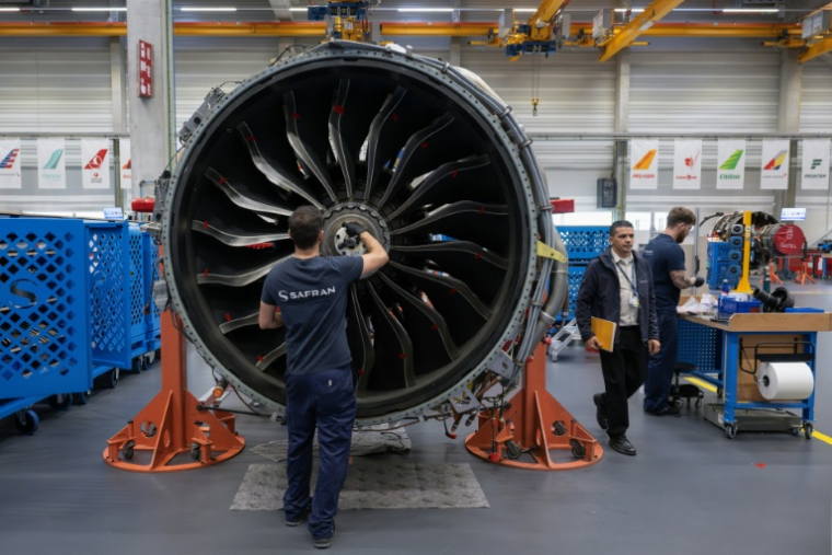 Maintenance d'un moteur Leap de CFM, coentreprise de Safran et GE à Bruxelles, le 29 octobre 2024 ( AFP / JOHN THYS )