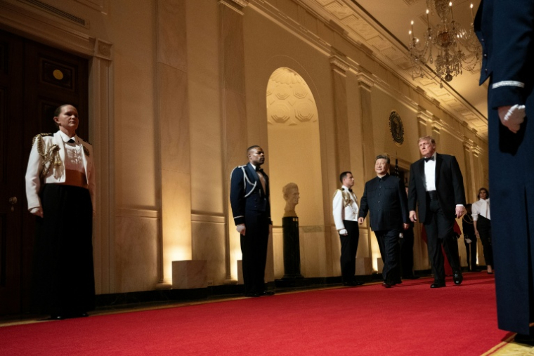 Arrivée de Donald Trump et Xi Jinping pour un dîner d’État à la Maison-Blanche à Washington, DC, le 24 septembre 2026 ( AFP / Brendan Smialowski )