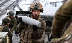 Un soldat ukrainien, en 2023, près de Bakhmout (illustration) ( AFP / ANATOLII STEPANOV )