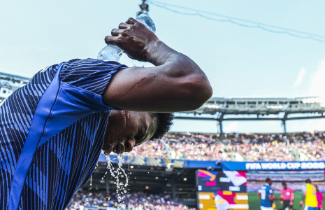 Le foot sous canicule, un nouveau sport extrême
