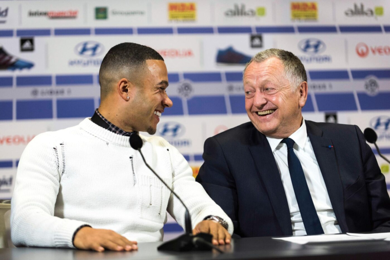 Aulas rend hommage à Depay après son nouveau record
