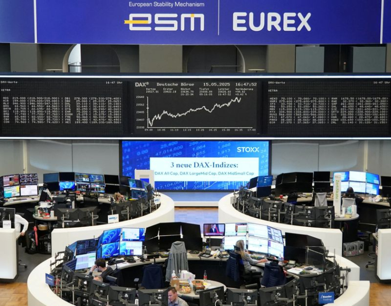 Le graphique de l'indice boursier allemand DAX est représenté à la bourse de Francfort