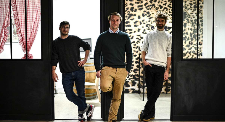 Vianney Vaute, Quentin Le Brouster et Thibaud Hug de Larauze, cofondateurs de la société. (© AFP)