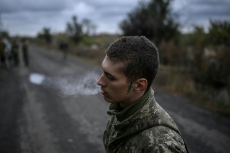 IMykola Lebedev, nouvelle recrue de l'armée ukrainienne, le 11 octobre 2025, en Ukraine ( AFP / Ed JONES )