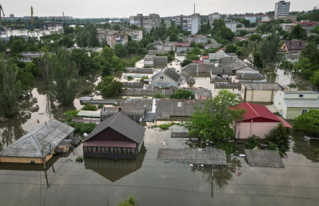 Zone inondée après la rupture du barrage de Nova Kakhovka, à Kherson, en Ukraine