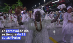 Rituel de purification avant le carnaval de Rio par des fidèles de religions afro-brésiliennes