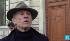 JO-2024 : la colère des bouquinistes ne redescend pas