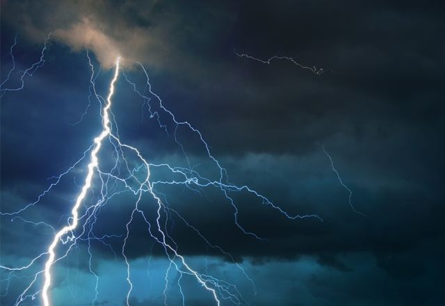 Eramet est lanterne rouge du SBF 120. Le titre est plombé par le retournement à la baisse du prix des matières premières, qui pâtissent des incertitudes internationales et la vigueur du dollar, dans le sillage de résultats semestriels inférieurs aux attentes