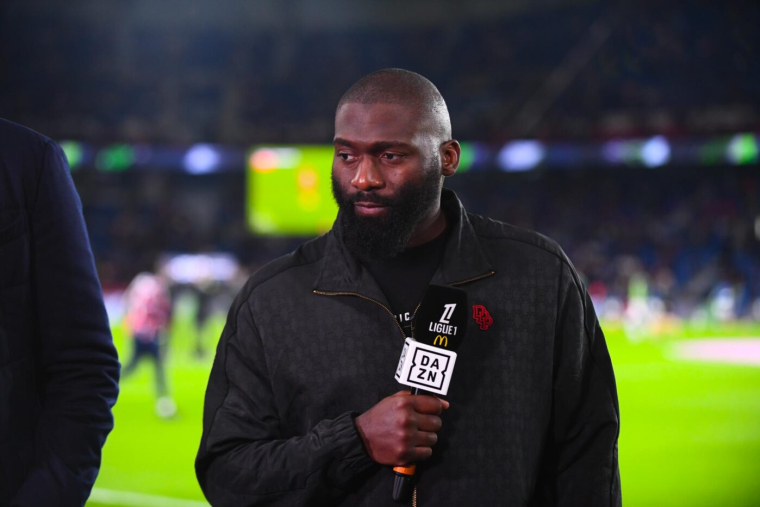 Cédric Doumbè dénonce les « comportements d'animaux » des supporters de foot