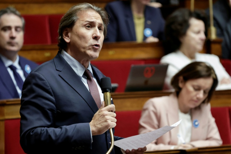 Le député socialiste Jérôme Guedj prend la parole lors d'une séance de questions au gouvernement à l'Assemblée nationale, à Paris, le 4 novembre 2025 ( AFP / STEPHANE DE SAKUTIN )