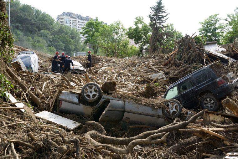 "La croissance des pertes économiques liées aux catastrophes naturelles tend typiquement à se concentrer sur les sinistres de taille extrême. Au total, corrigée de l'inflation, ces pertes augmentent en moyenne à un rythme supérieur de 1,2 point au taux de croissance annuel du PIB." (Crédits photo : Adobe Stock - )